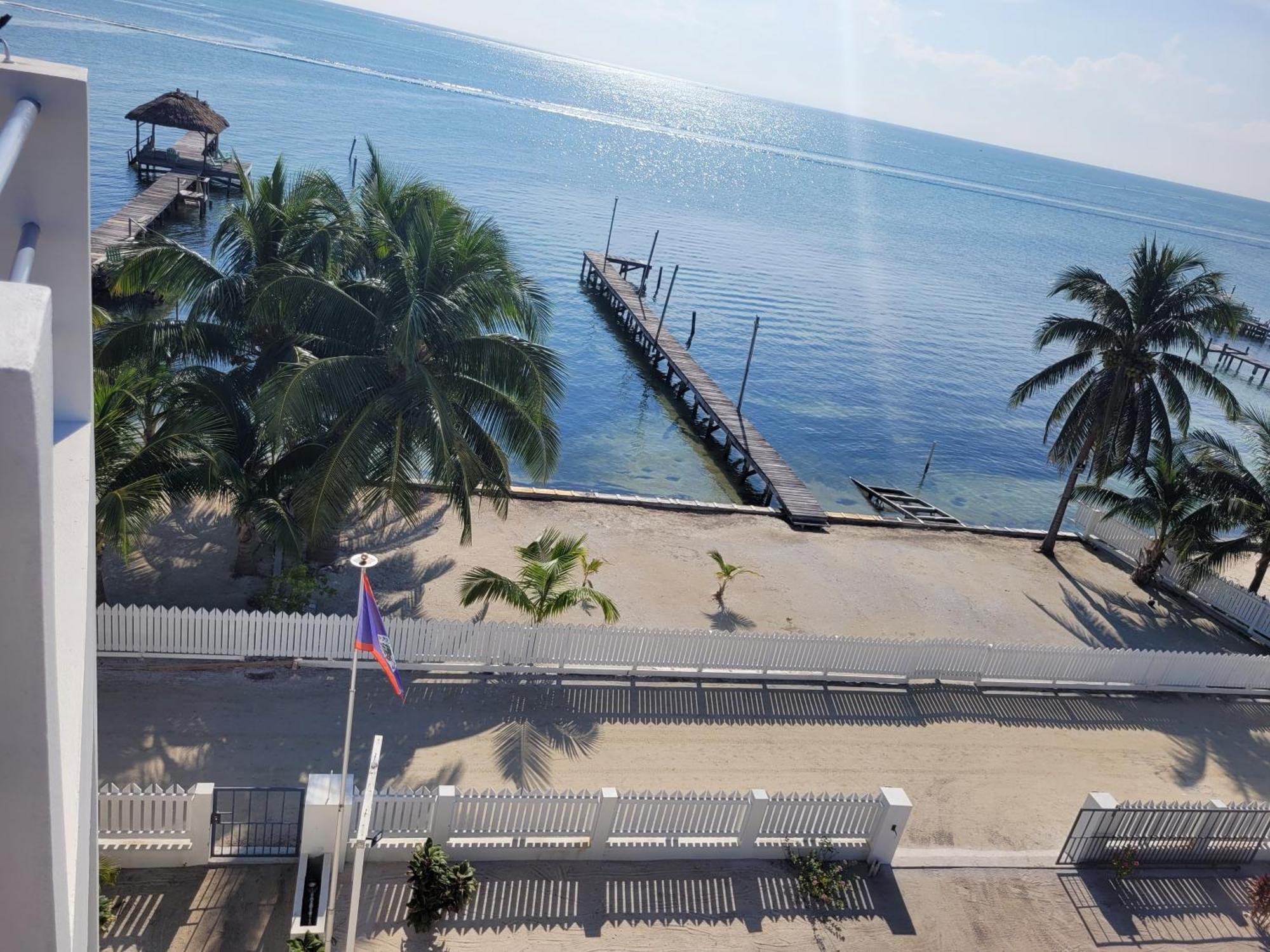 Hotel Ashton Court Belize Belize City Exterior foto